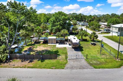 6230 Island Dr, Weeki Wachee, FL, 34607-1347 | Card Image