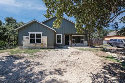 466 Twin Elm Drive, House other with 3 bedrooms, 2 bathrooms and null parking in Canyon Lake TX | Image 1