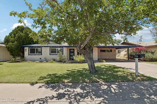 2401 W Echo Ln, Phoenix, AZ, 85021-4855 | Card Image