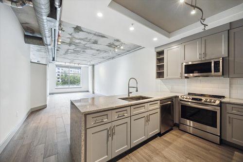 apt-408-1901 Post Oak Blvd, Houston, TX, 77056-3923 | Card Image