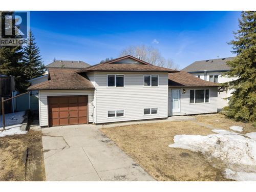 10713 Cyprus Court, Dawson Creek, BC, V1G4N1 | Card Image