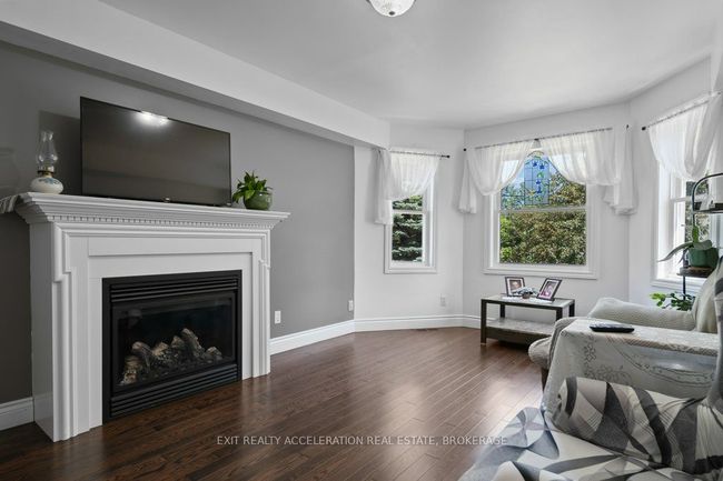 2492 County Rd 41, House other with 3 bedrooms, 2 bathrooms and 6 parking in Roblin ON | Image 6
