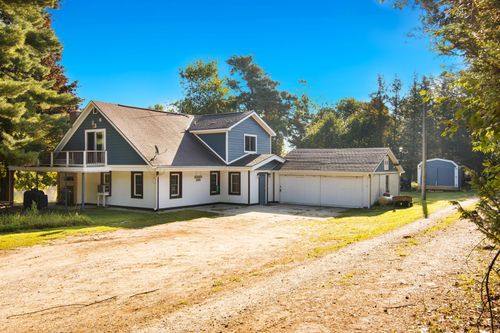 6256 Resort Dr, Ellsworth, MI, 49729-9791 | Card Image