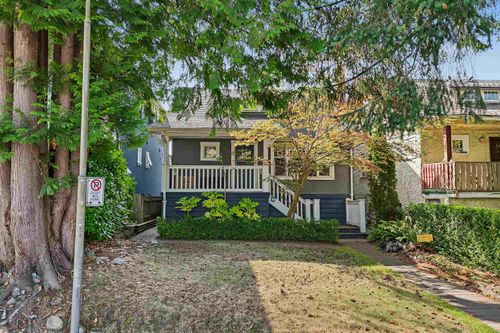 462 W 19th Ave, Vancouver, BC, V5Y2B9 | Card Image