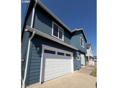 1010 2nd Ave, Seaside, OR, 97138 | Card Image