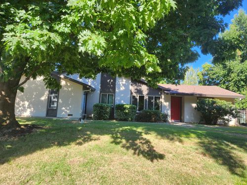11085 Autumnwind Lane, Rancho Cordova, CA, 95670 | Card Image