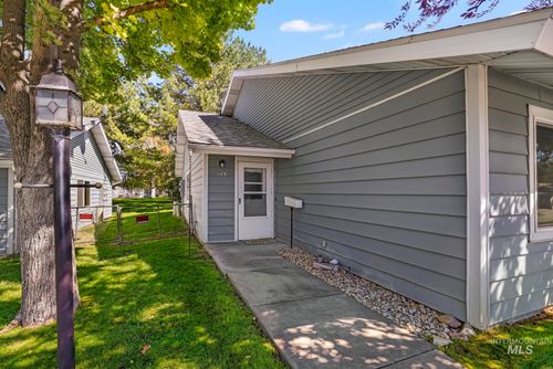 513 Union Ave, Filer, ID, 83328 | Card Image
