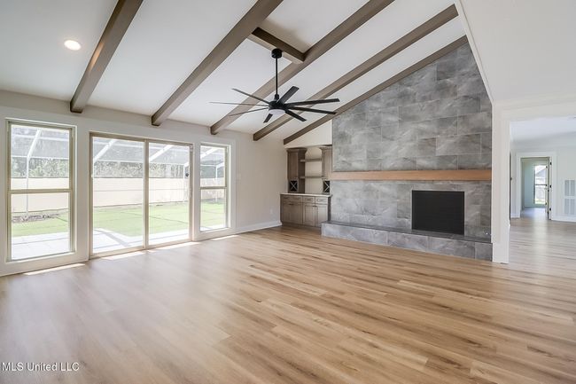 LIVING ROOM | Image 7