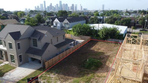 710 E 7th St, Houston, TX, 77007-1712 | Card Image