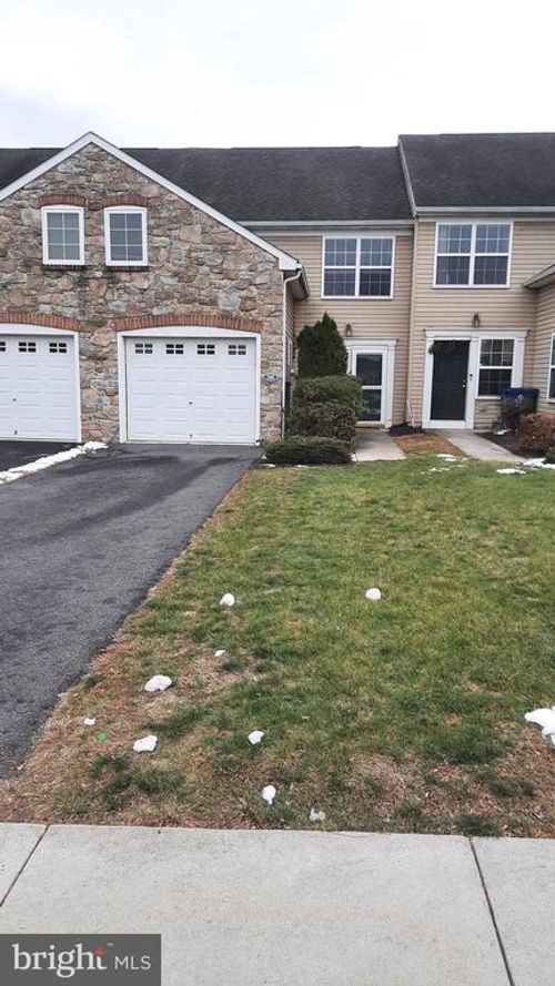 306 Sherman Ave, CARLISLE, PA, 17013-1680 | Card Image