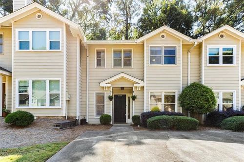 232 Peachtree Hollow Ct, Atlanta, GA, 30328-1643 | Card Image