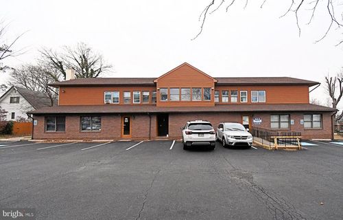 608 Easton Rd, WILLOW GROVE, PA, 19090-2528 | Card Image