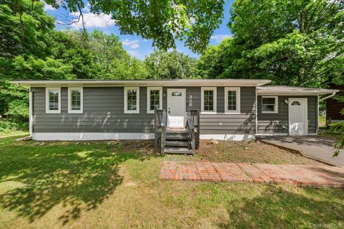 326 Lake Vue Dr, Montgomery, NY, 12549-2236 | Card Image