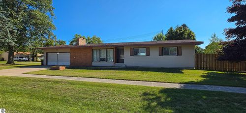 312 Alice St, East Tawas, MI, 48730-1543 | Card Image