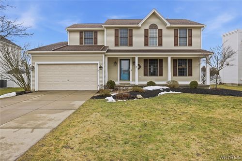 23 Woodgate Dr, Lancaster, NY, 14086-3268 | Card Image
