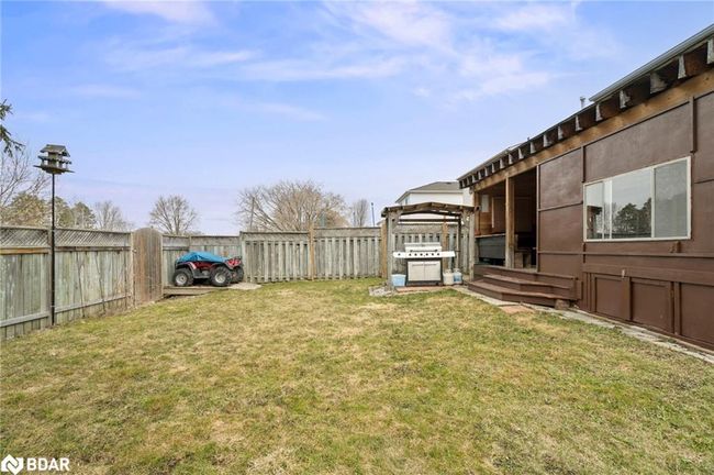462 Haines St, House other with 3 bedrooms, 3 bathrooms and 3 parking in Beeton ON | Image 32