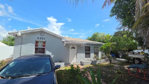 2351 Nw 104th Terrace, Miami, FL, 33147 | Card Image