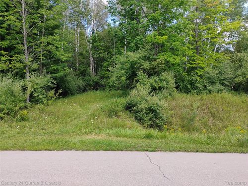 187 Greensboro Way, Gladwin, MI, 48624 | Card Image
