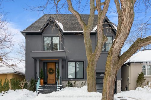 104 Westrose Ave, Etobicoke, ON, M8X2A3 | Card Image