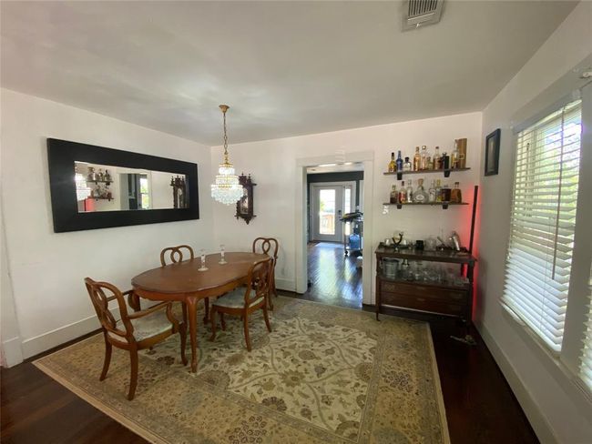 838 Key St, House other with 3 bedrooms, 2 bathrooms and 3 parking in Houston TX | Image 4