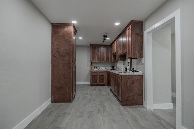 2127 Strawberry Rd, House other with 5 bedrooms, 3 bathrooms and 1 parking in Pasadena TX | Image 8