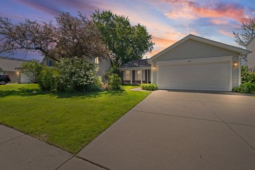 621 Cutter Ln, Elk Grove Village, IL, 60007-6925 | Card Image