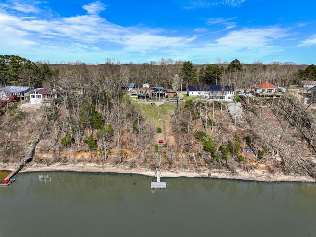 591 Shore Dr, House other with 3 bedrooms, 2 bathrooms and 2 parking in Big Sandy TN | Image 66