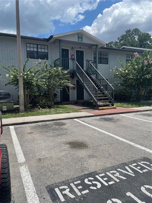apt-202-203 Pine Violet Ct, TAMPA, FL, 33612-4355 | Card Image