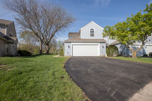 81 King Dr, Streamwood, IL, 60107-2231 | Card Image