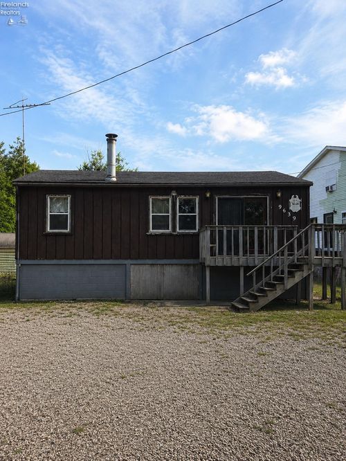 9639 Willow Lane, Huron, OH, 44839 | Card Image