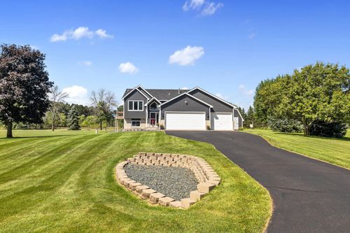 19656 Jamestown St Ne, East Bethel, MN, 55011-4702 | Card Image