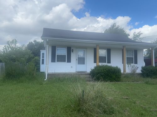 220 Cranklen Cir, Clarksville, TN, 37042-4644 | Card Image