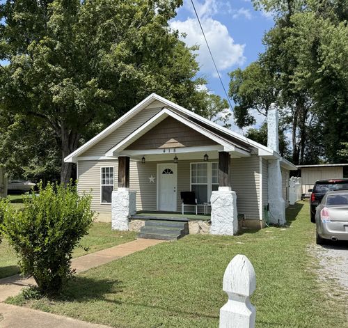 418 Riverview Dr, Shelbyville, TN, 37160-3843 | Card Image