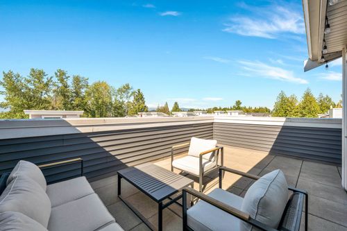 30-8371 202b St, Langley, BC, V2Y4K6 | Card Image