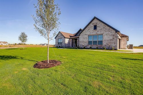 10640 Winter Wheat Ln, Venus, TX, 76084-4029 | Card Image