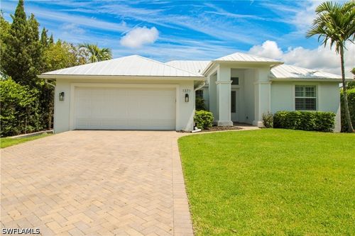 1371 Michigan Ave, NAPLES, FL, 34103-3873 | Card Image