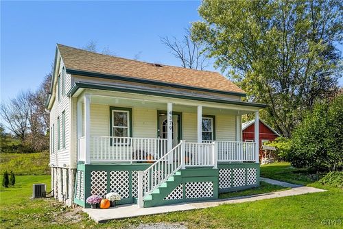 4379 Jordan Rd, Skaneateles, NY, 13152-9334 | Card Image