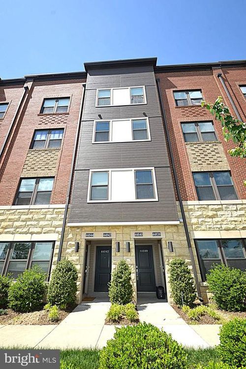 44840 Tiverton Sq, ASHBURN, VA, 20147-5987 | Card Image