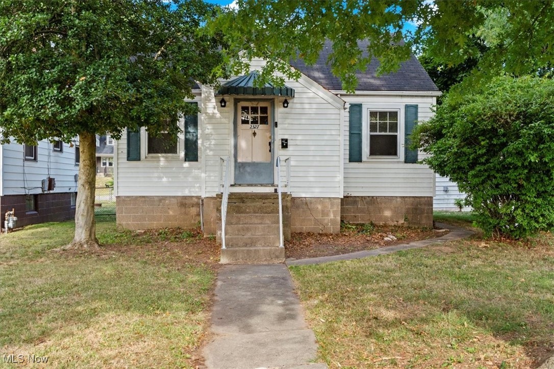 Cypress St, Parkersburg, WV 26101