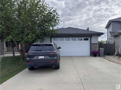 47 Southbridge Cres, Calmar, AB, T0C | Card Image