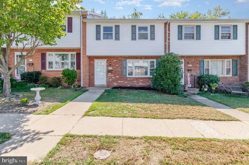 225 Overlook Ct, FREDERICKSBURG, VA, 22405-1954 | Card Image