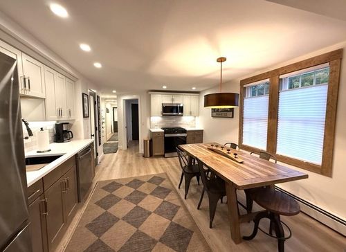 2-2895 White Mountain Hwy, North Conway, NH, 03860 | Card Image