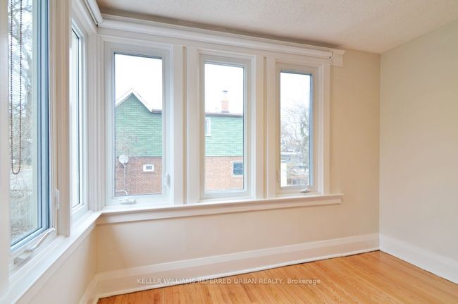 UPPER - 4 Columbine Ave, House other with 4 bedrooms, 2 bathrooms and null parking in Toronto ON | Image 15