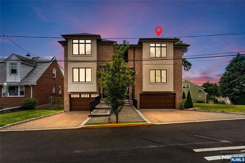 11 Linda Ln, Fairview, NJ, 07022-1814 | Card Image