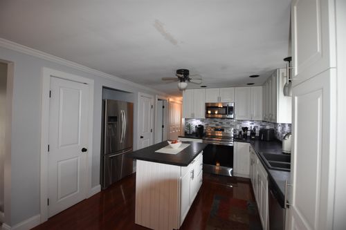 9 Maple Manor, Vergennes, VT, 05491 | Card Image