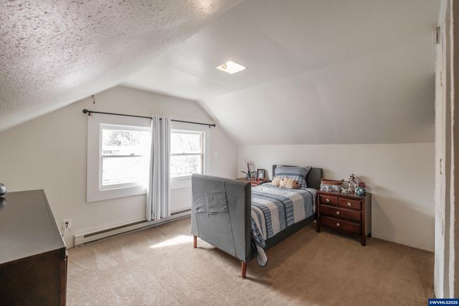 1836 Center St Ne, House other with 4 bedrooms, 1 bathrooms and null parking in Salem OR | Image 35
