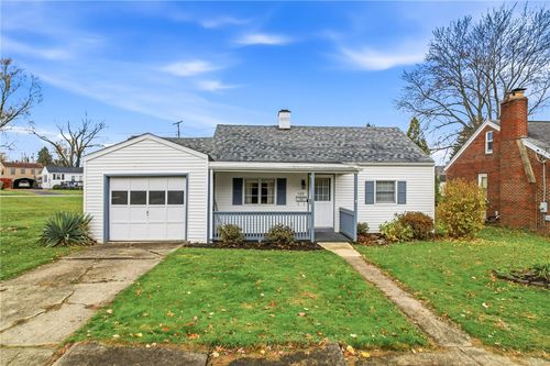 1122 Memorial Blvd, Sharon, PA, 16146-3036 | Card Image