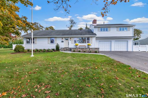 49 Sunrise Ave, Trumbull, CT, 06611-1944 | Card Image
