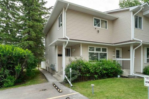 131 Woodsman Lane Sw, Calgary, AB, T2W4Z5 | Card Image