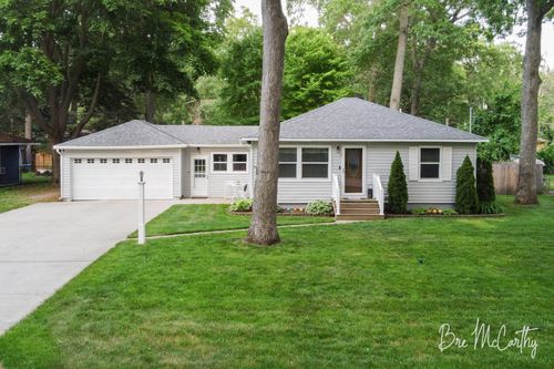 1490 Hansen St, Muskegon, MI, 49445-1234 | Card Image
